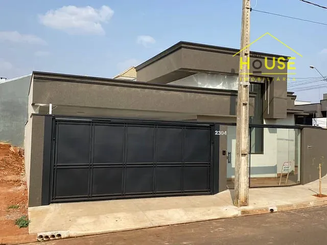 Casa com 262m² 3 quartos e 2 banheiros, à venda, no bairro Parque Residencial do Lago em Votuporanga