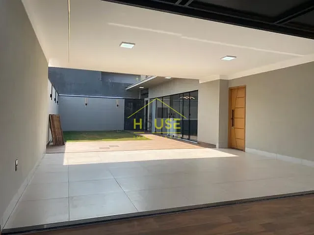 Casa com 262m² 3 quartos e 2 banheiros, à venda, no bairro Parque Residencial do Lago em Votuporanga
