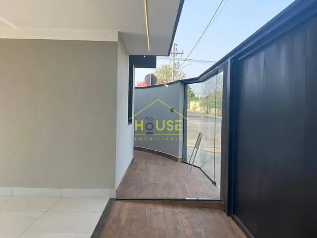 Casa com 262m² 3 quartos e 2 banheiros, à venda, no bairro Parque Residencial do Lago em Votuporanga