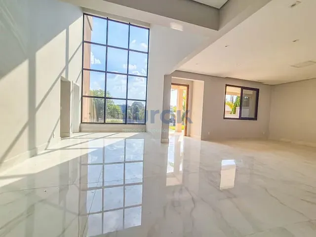 Casa com 721m² 4 quartos e 6 banheiros, à venda ou para alugar, no bairro Joapiranga em Valinhos