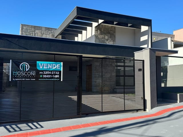 Casa com 300m² 3 quartos e 2 banheiros, à venda, no bairro Jardim Espanha em Cambé
