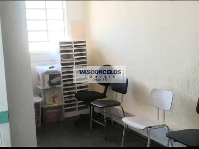 Casa com 383m² 3 quartos e 2 banheiros, para alugar, no bairro Jardim Altos de Santana em São José dos Campos