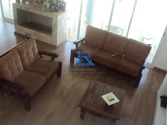 Casa com 300m² 4 quartos e 2 banheiros, à venda, no bairro Residencial Fazenda Serrinha em Itatiba