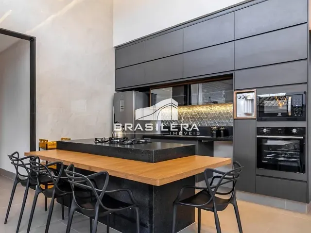 Casa com 434m² 3 quartos e 4 banheiros, à venda, no bairro Cidade Vera Cruz - Jardins Mônaco em Aparecida de Goiânia