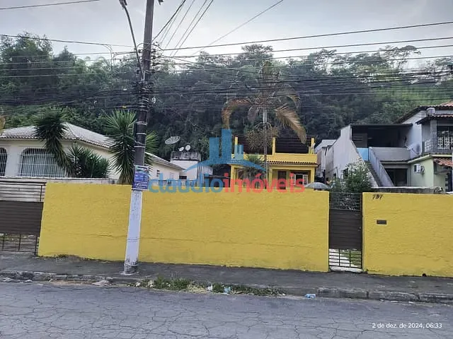 Casa 3 quartos e 2 banheiros, à venda, no bairro Vila Independência em Barra Mansa
