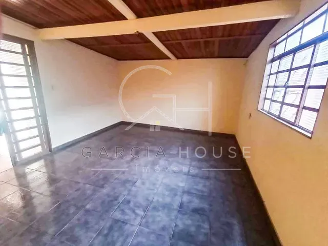 Casa com 200m² 2 quartos e 1 banheiro, à venda, no bairro Jardim Alexandre Balbo em Ribeirão Preto