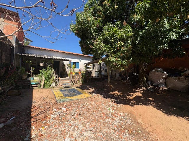 Casa com 300m² 2 quartos e 1 banheiro, à venda, no bairro Jardim Santa Rosa em Campinas