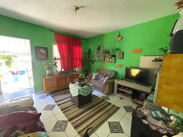 Casa com 300m² 2 quartos e 1 banheiro, à venda, no bairro Jardim Santa Rosa em Campinas