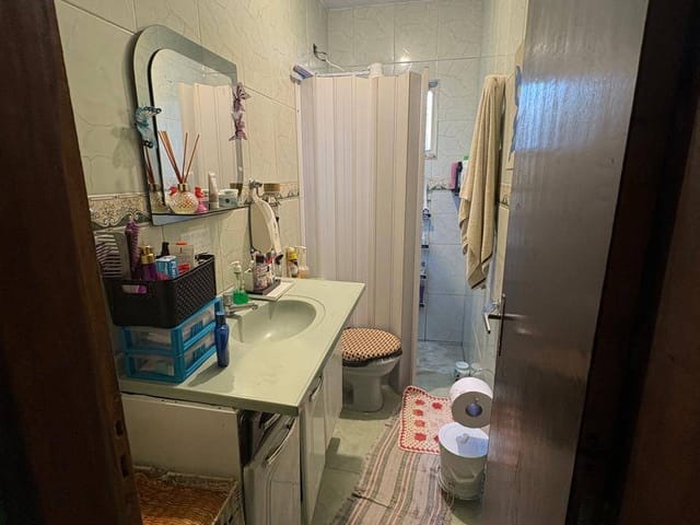 Casa com 300m² 2 quartos e 1 banheiro, à venda, no bairro Jardim Santa Rosa em Campinas