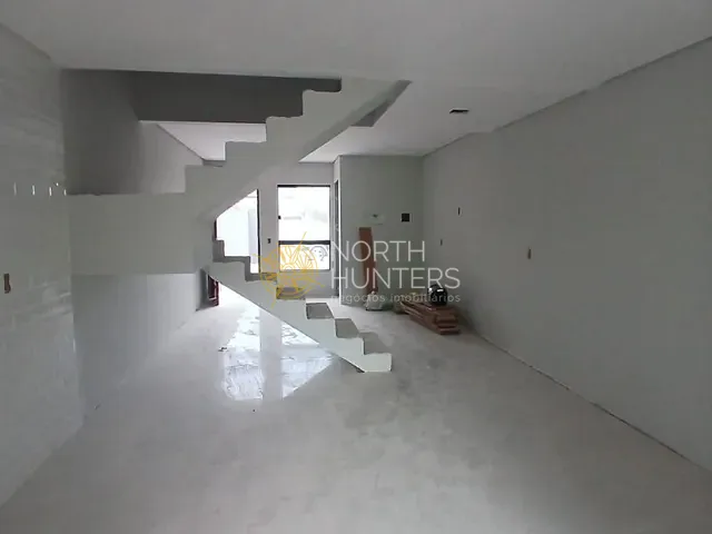 Casa 3 quartos e 1 banheiro, à venda, no bairro Guanabara em Joinville