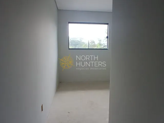 Casa 3 quartos e 1 banheiro, à venda, no bairro Guanabara em Joinville