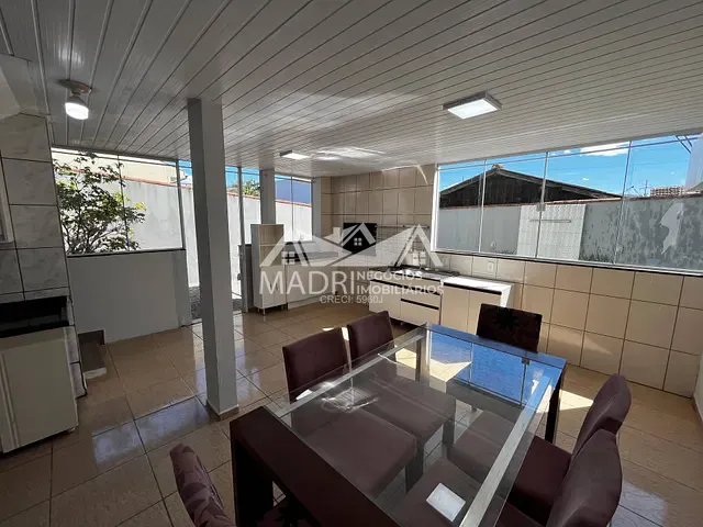 Casa 3 quartos e 2 banheiros, à venda, no bairro Caminho Novo em Palhoça