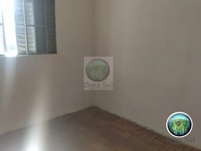 Casa com 150m² 3 quartos e 1 banheiro, à venda, no bairro Vila Augusta em Sorocaba