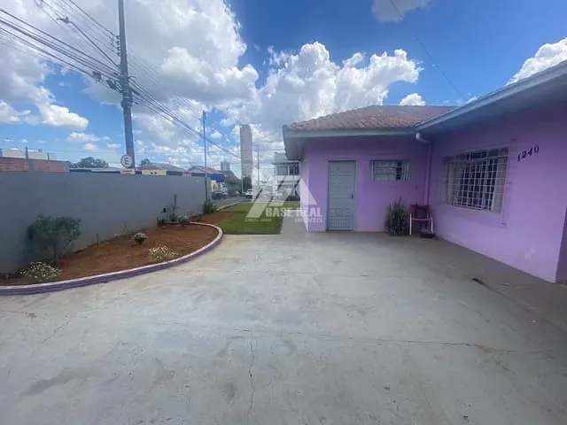 Casa com 235m² 3 quartos e 3 banheiros, à venda, no bairro Centro em Guarapuava
