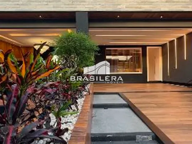Casa 3 quartos e 4 banheiros, à venda, no bairro Vila Mariana em Aparecida de Goiânia