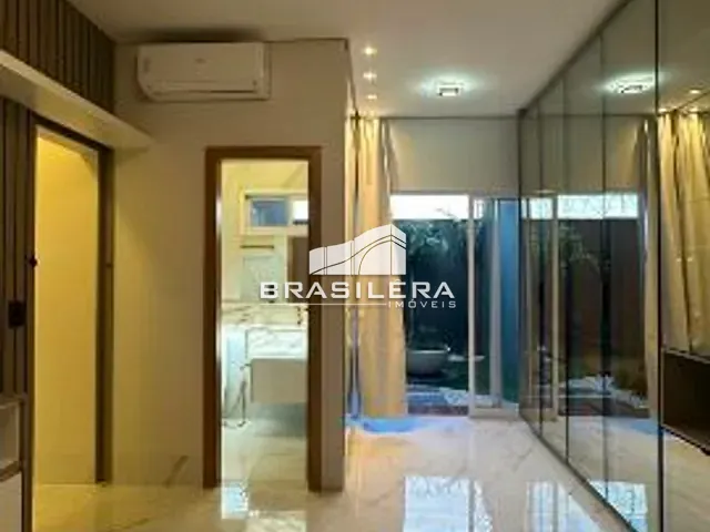 Casa 3 quartos e 4 banheiros, à venda, no bairro Vila Mariana em Aparecida de Goiânia