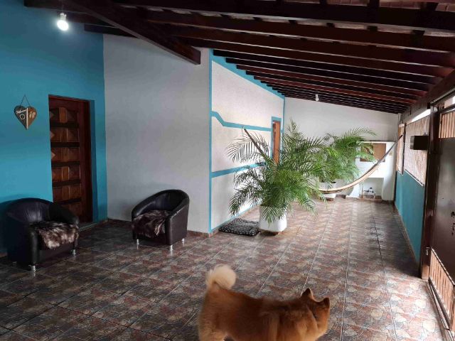 Casa com 300m² 3 quartos e 2 banheiros, à venda, no bairro Crispim em Pindamonhangaba