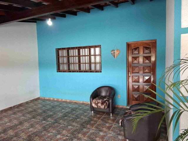 Casa com 300m² 3 quartos e 2 banheiros, à venda, no bairro Crispim em Pindamonhangaba