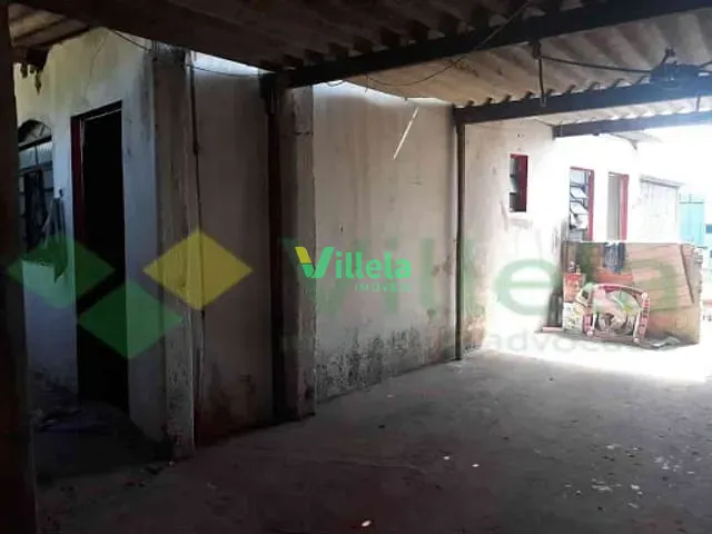 Casa 4 quartos e 3 banheiros, à venda, no bairro Parque São Pedro em Itaquaquecetuba