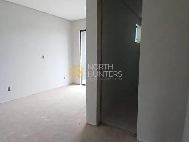 Casa 3 quartos e 1 banheiro, à venda, no bairro Guanabara em Joinville