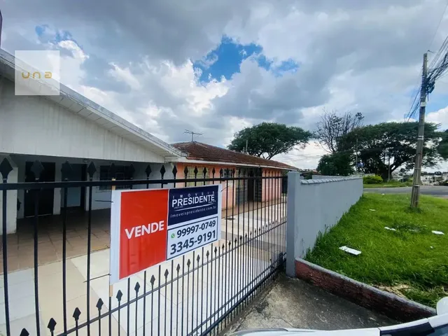 Casa com 240m² 3 quartos e 1 banheiro, à venda, no bairro Pinheirinho em Curitiba