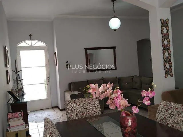 Casa com 155m² 3 quartos e 2 banheiros, à venda, no bairro Centro em Sorocaba