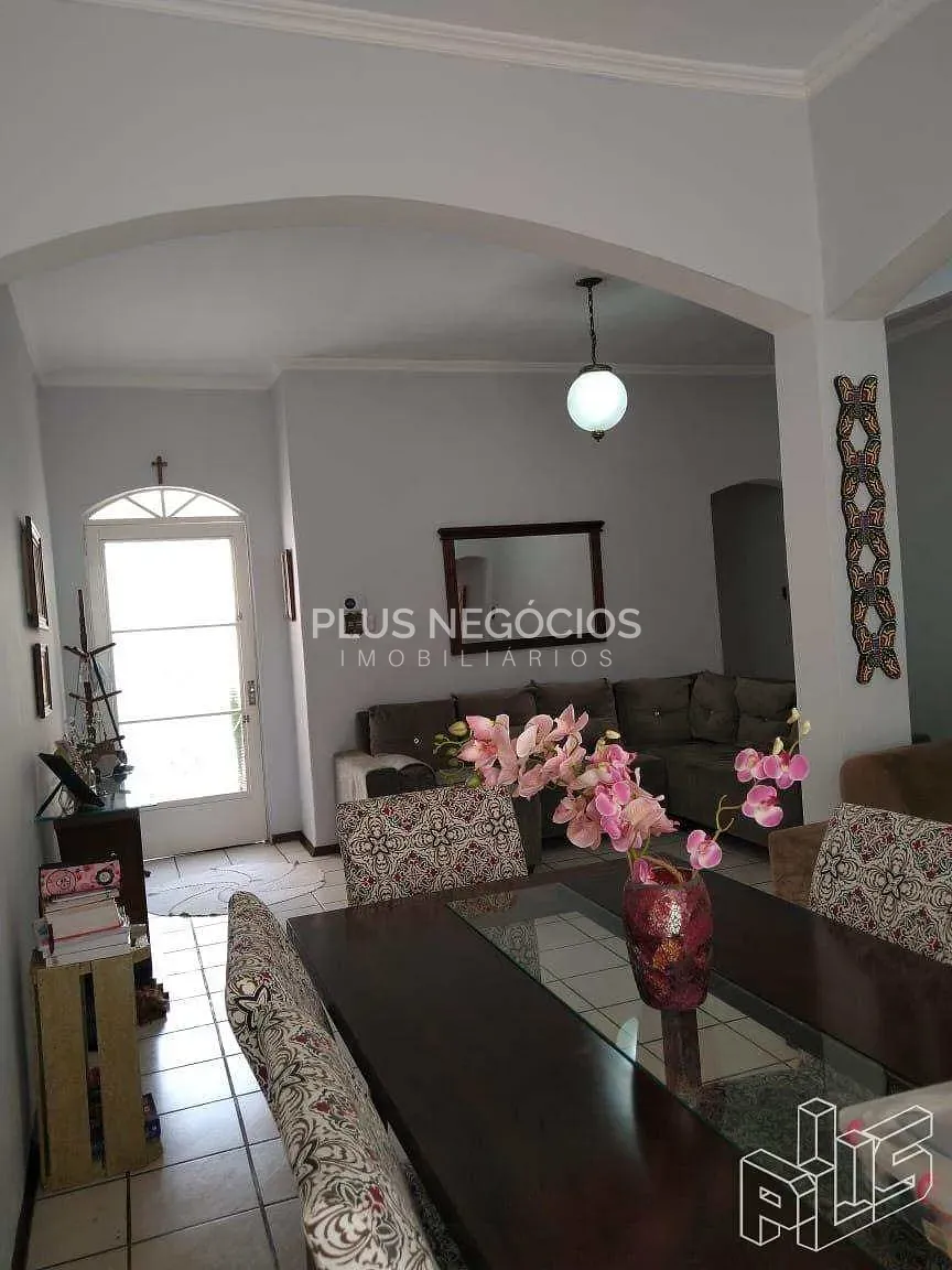 Casa, 3 quartos, 112 m² - Foto 2