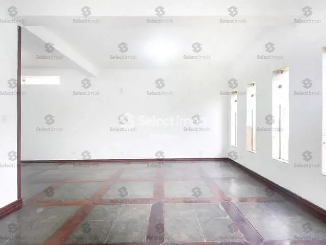 Casa com 500m², à venda, no bairro Vila Nossa Senhora das Vitórias em Mauá