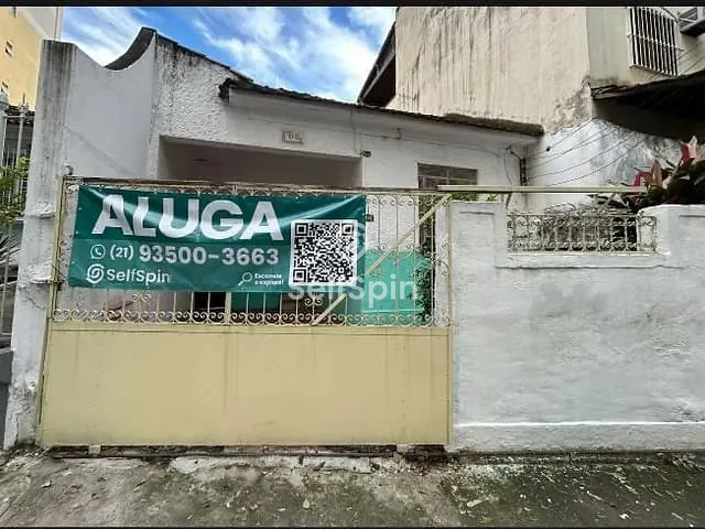 Casa com 180m² 4 quartos e 1 banheiro, para alugar, no bairro Santa Rosa em Niterói