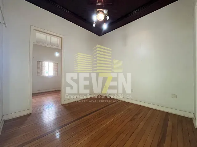 Casa 3 quartos e 4 banheiros, à venda, no bairro Centro em Bauru