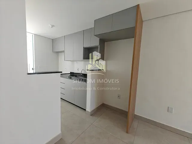 Casa 2 quartos e 3 banheiros, à venda, no bairro Piratininga (Venda Nova) em Belo Horizonte