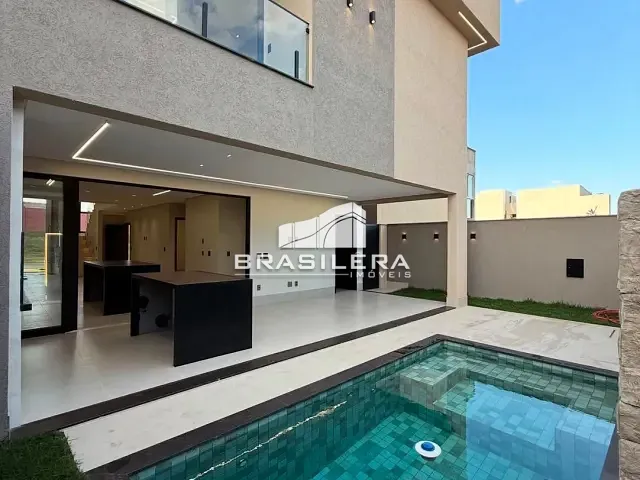 Casa 4 quartos e 5 banheiros, à venda, no bairro Jardins Helvécia em Aparecida de Goiânia