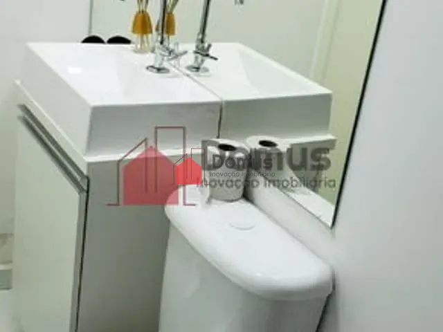 Casa à venda, no bairro Jardim Colônia em Jacareí