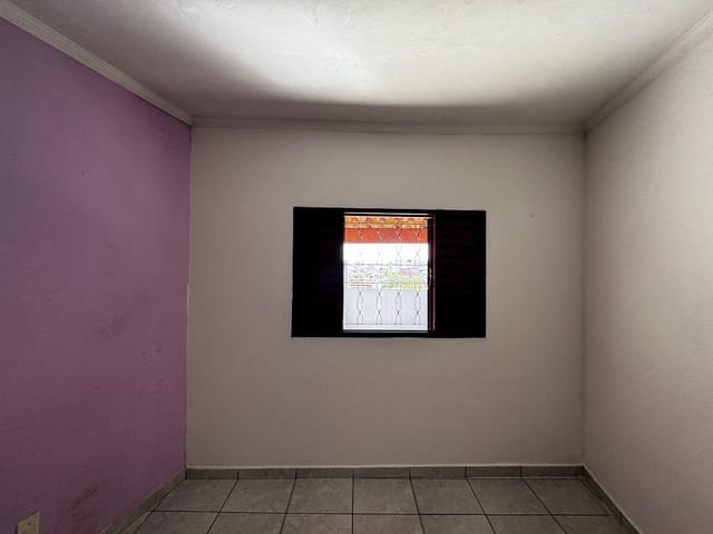 Casa com 253m² 2 quartos e 1 banheiro, à venda, no bairro Parque Valença I em Campinas
