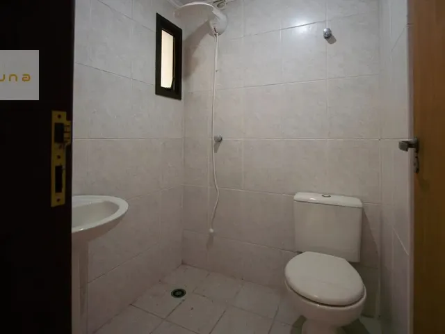 Casa com 576m² 4 quartos e 5 banheiros, à venda, no bairro Bacacheri em Curitiba