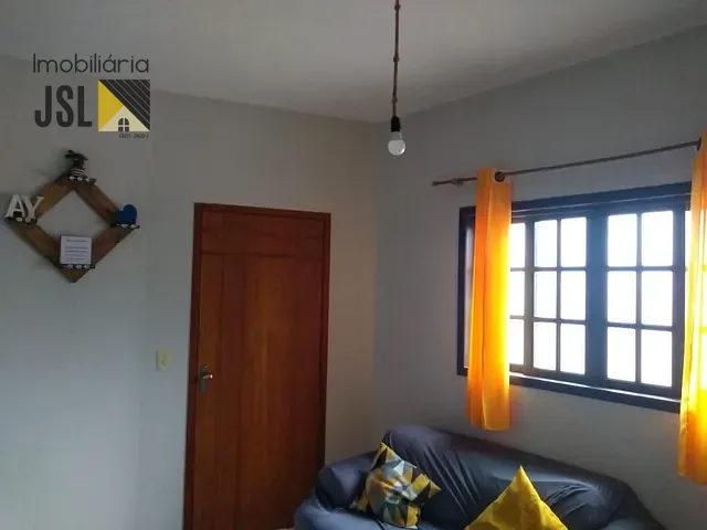 Casa com 175m² 3 quartos e 2 banheiros, à venda, no bairro Parque Residencial Santo André em Caçapava