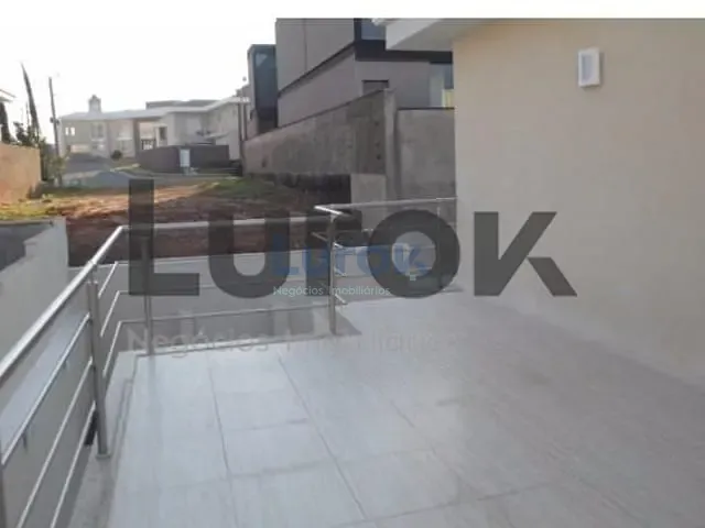 Casa com 360m² 4 quartos e 5 banheiros, à venda, no bairro Swiss Park em Campinas