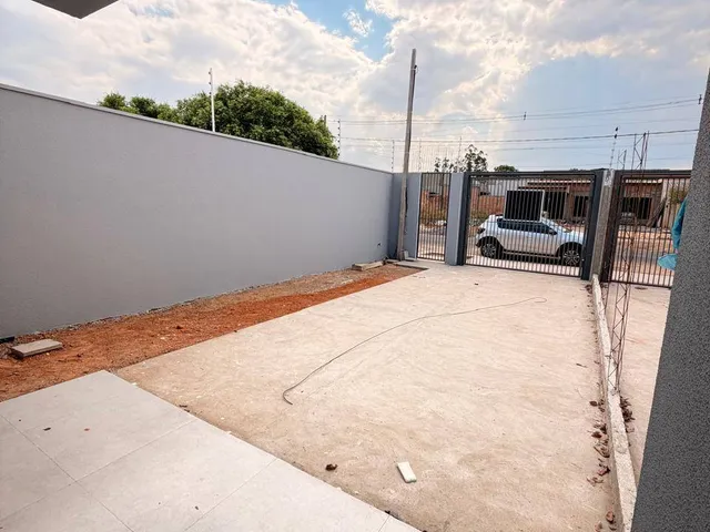 Casa com 151m² 2 quartos e 1 banheiro, à venda, no bairro Jardim das Rosas em Sinop