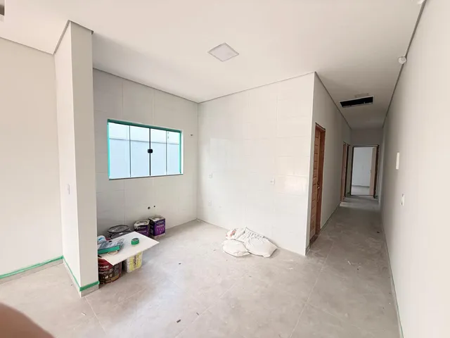 Casa com 151m² 2 quartos e 1 banheiro, à venda, no bairro Jardim das Rosas em Sinop