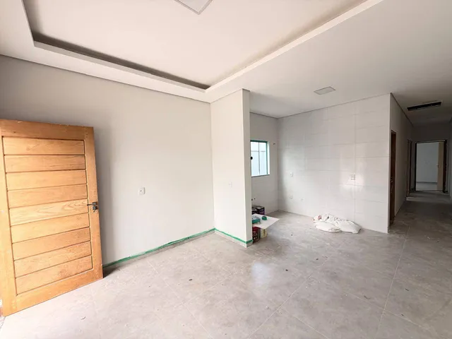 Casa com 151m² 2 quartos e 1 banheiro, à venda, no bairro Jardim das Rosas em Sinop