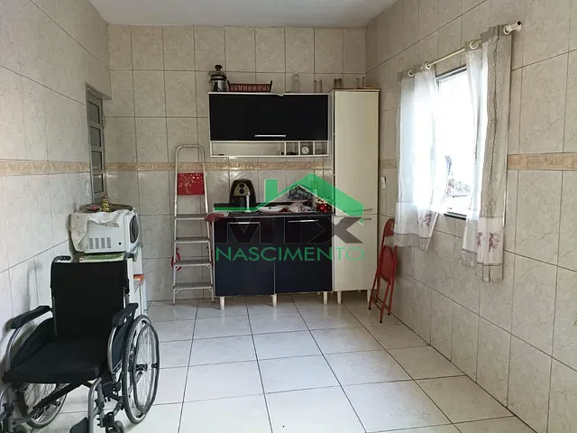 Casa com 250m² 3 quartos e 1 banheiro, à venda, no bairro Taboão em Diadema