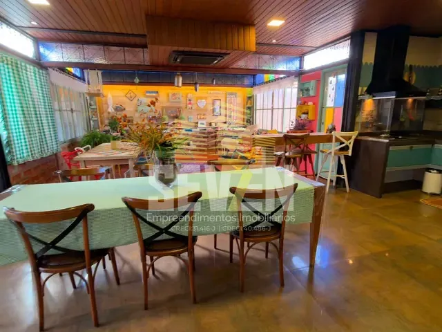 Casa com 600m² 2 quartos e 3 banheiros, à venda, no bairro Riviera do Tietê em Arealva