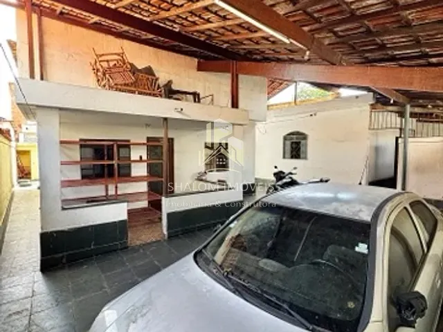 Casa 3 quartos e 2 banheiros, à venda, no bairro Piratininga (Venda Nova) em Belo Horizonte