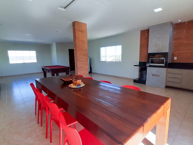 Casa com 403m² 4 quartos e 4 banheiros, à venda, no bairro Vale dos Cristais em Macaé