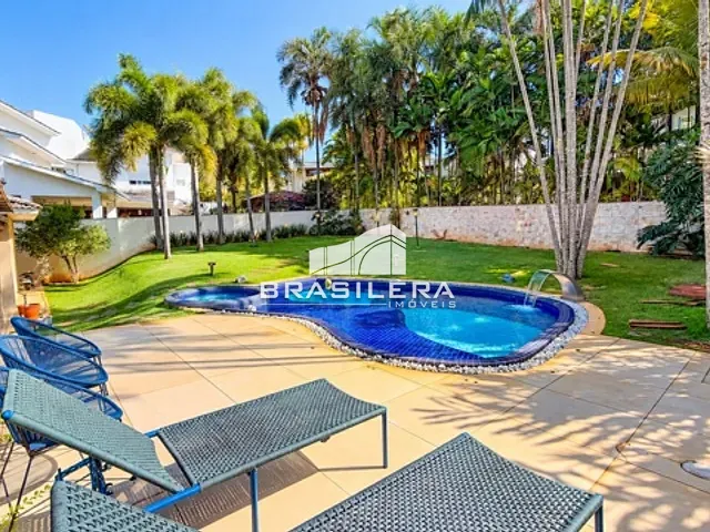 Casa com 1100m² 4 quartos e 6 banheiros, à venda, no bairro Jardins Paris em Goiânia