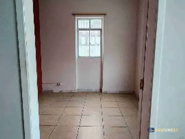 Casa 2 quartos e 2 banheiros, à venda, no bairro Centro em Campos dos Goytacazes