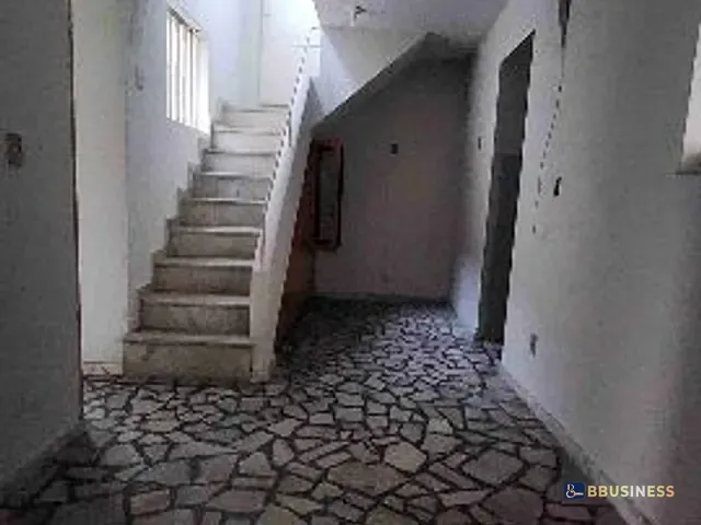Casa 2 quartos e 2 banheiros, à venda, no bairro Centro em Campos dos Goytacazes