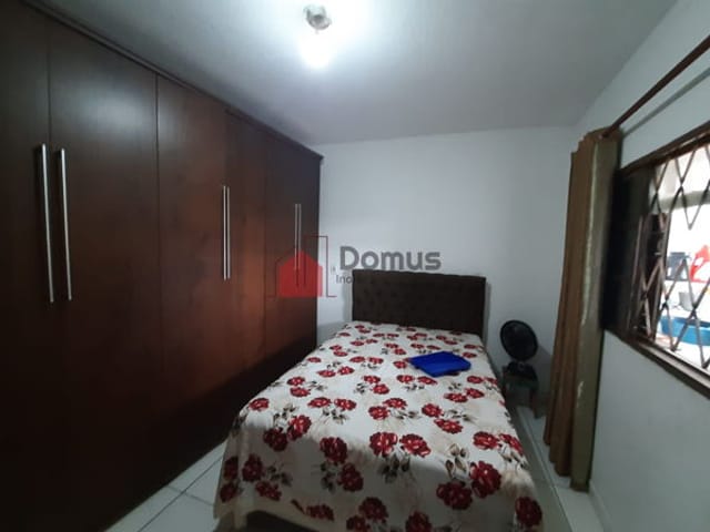 Casa com 253m², à venda, no bairro Triângulo em Pindamonhangaba