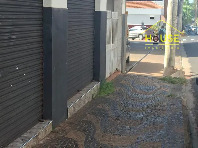 Casa com 420m² 4 quartos e 2 banheiros, à venda, no bairro Patrimônio Novo em Votuporanga