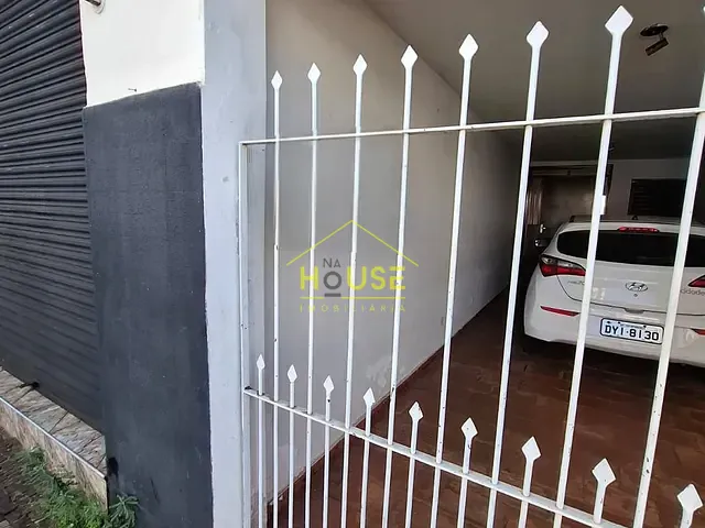 Casa com 420m² 4 quartos e 2 banheiros, à venda, no bairro Patrimônio Novo em Votuporanga